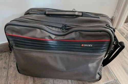 Set voyage valise trousses - set, /